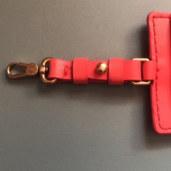 Marc Jacob’s Bag Tag - Picture 4 of 7